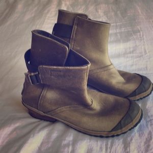 Sorel 9.5 Slimboot Pull on Rainboot Hunter Women